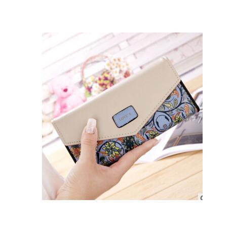 The Blooming Bloom Wallet - Floral PU Leather Clutch with Zipper Closure