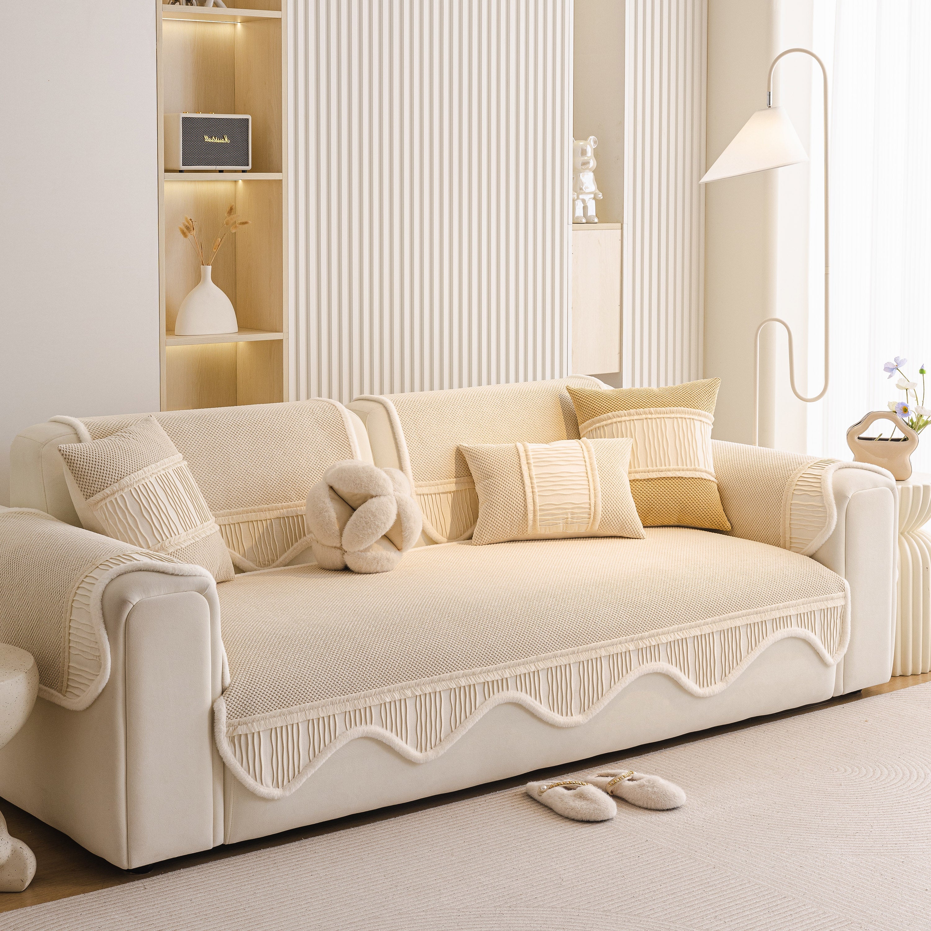 Dog Washable Sofa Protector Cover, Non-Slip Couch Slipcover with Soft Furry Trim