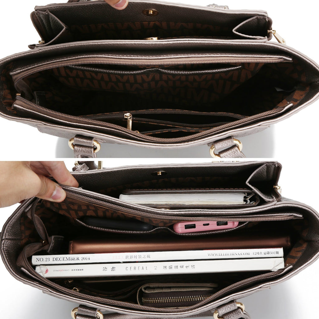 Cairo Signature Shoulder Bag