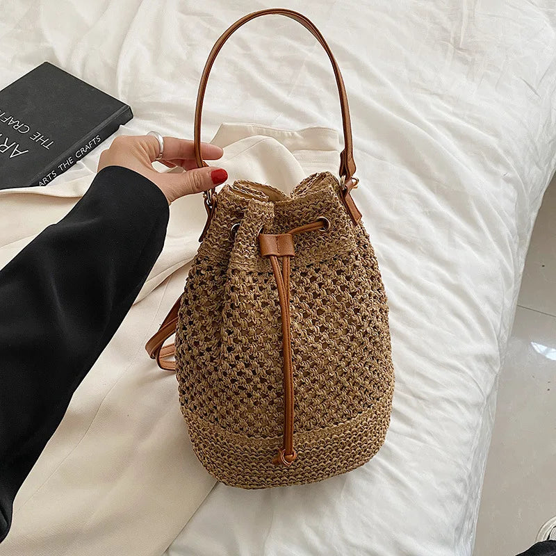 Simple Straw Bucket Bag for Women | Woven Handmade Shoulder Bag & Drawstring Crossbody Bag (Rattan Beach Bag for Girls & Travel Purse)