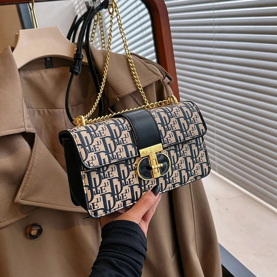 Letter Print Lock Luxury Handbags | Women's Shoulder Bags & Designer Crossbody Purses (Chain Strap Clutch Bag)
