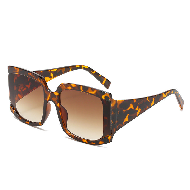 Square Oversized Sunglasses - Bold & Retro Chic