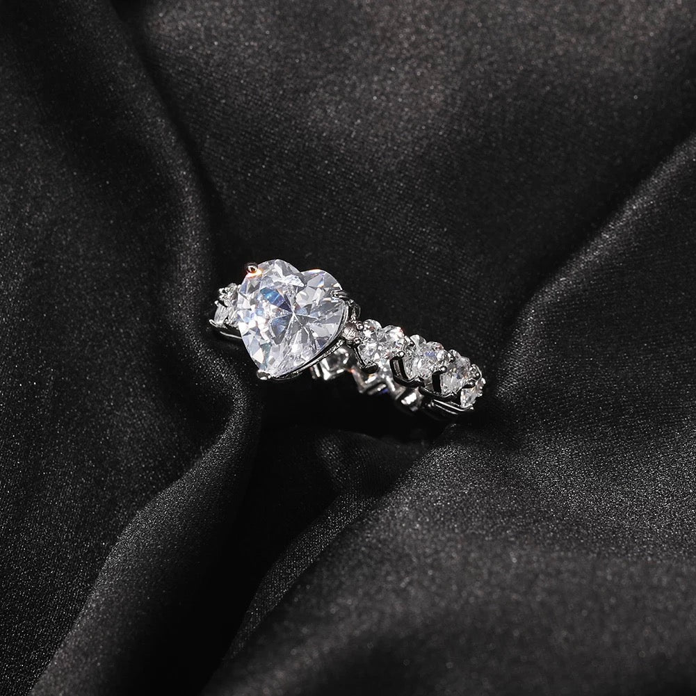 Queen of Hearts Ring